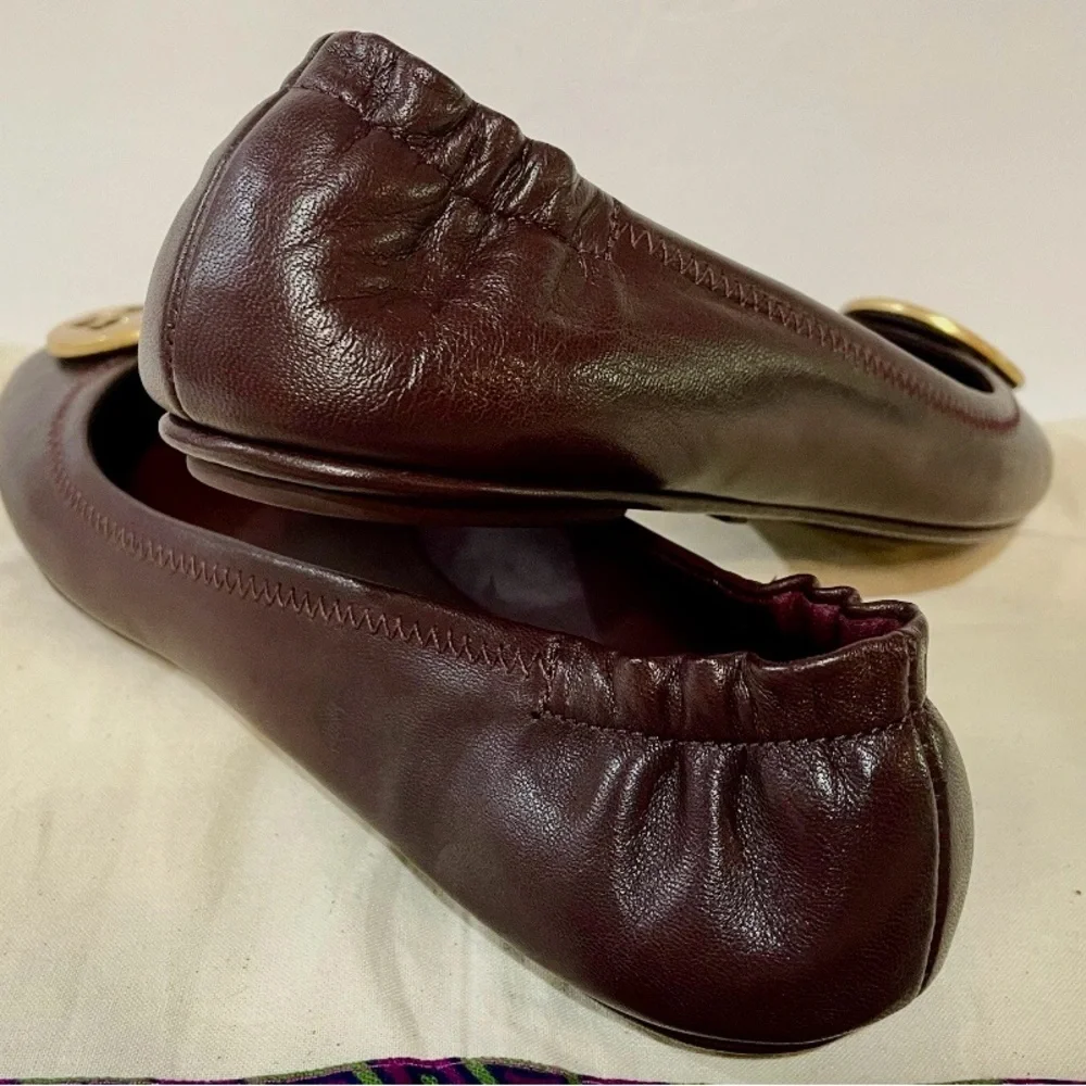 Tory Burch Women's Burgundy  Flats with Gold Emblem. - Picture 4 of 16
